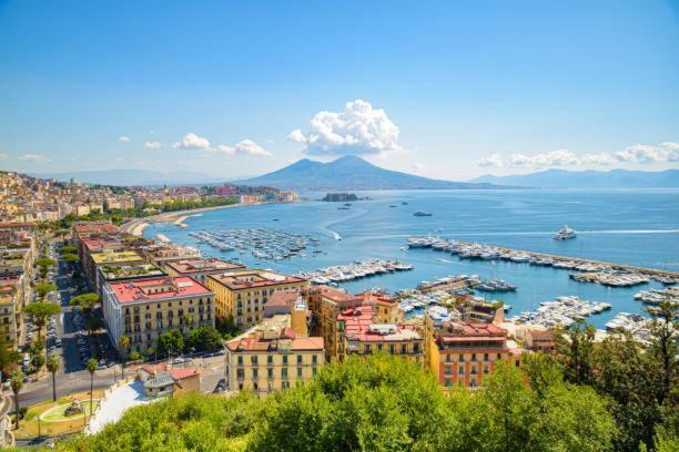 Domus Cesare Lejlighed Napoli Eksteriør billede